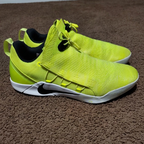 kobe ad nxt volt